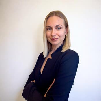 Laura GINIUTE - Verger, el (03770) - 03770